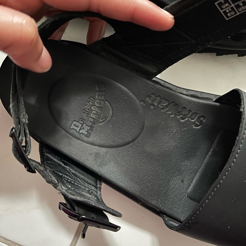 DR MARTENS | VOSS SANDALS 💫 - Picture 2 of 7